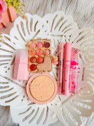 Simple makeup combo