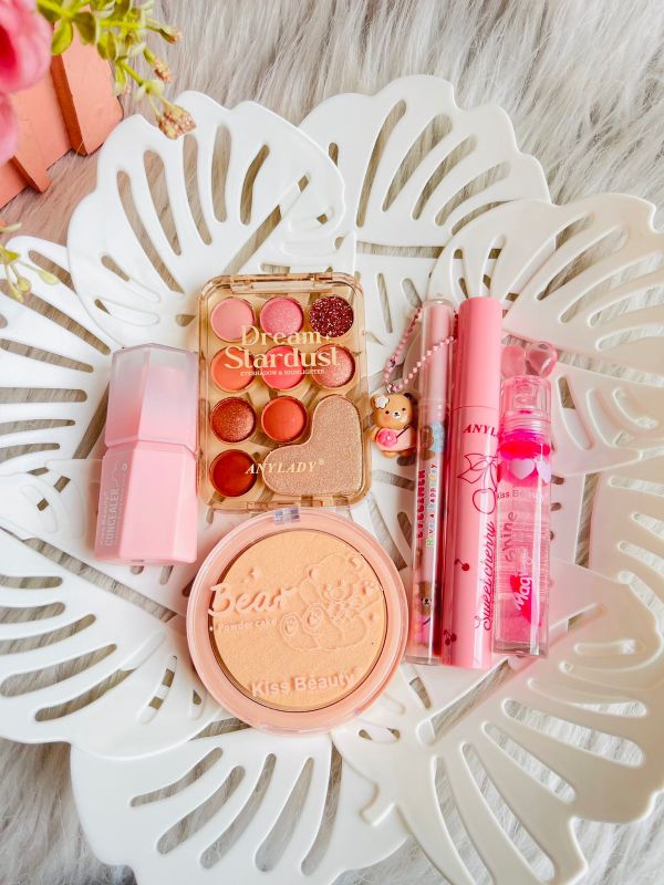 Simple makeup combo